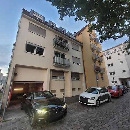 City Center - 4 Room Apartment With Kitchen And 2 Bathrooms Nuremberga Exterior foto